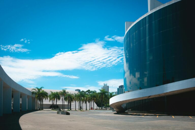 Turismo urbano no centro-oeste: descubra os atrativos culturais de Goiânia